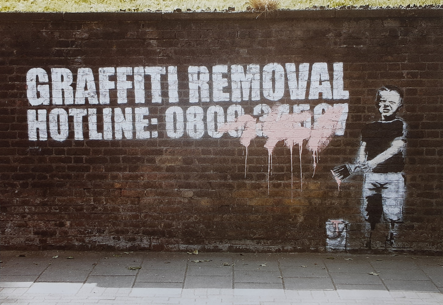 Banksy Graffiti Removal Hotline A2 Maxi Poster