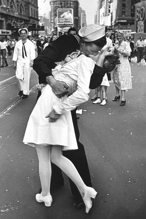 Time-Life War's End Kiss In Times Square Classic Maxi Poster