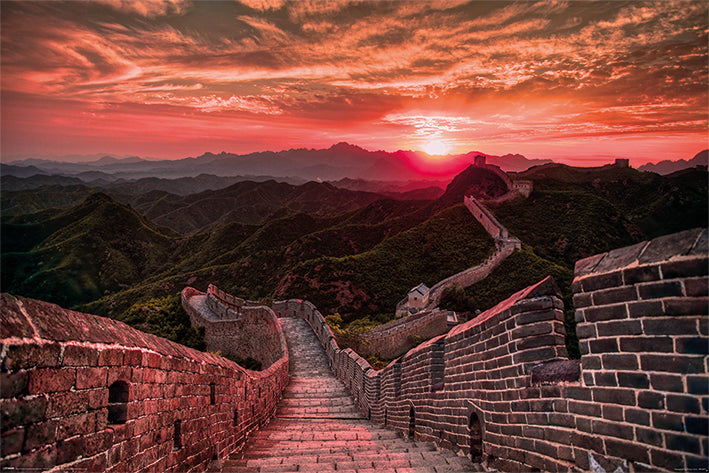 Great Wall Of China At Sunset Maxi Poster