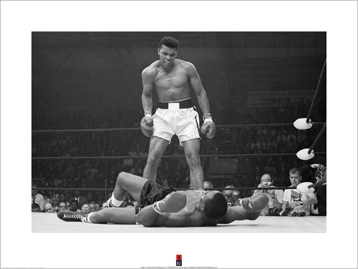 Muhammad Ali vs Sonny Liston 60x80cm Art Print